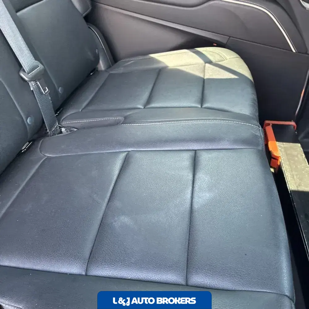 2023 Cadillac Escalade ESV Luxury