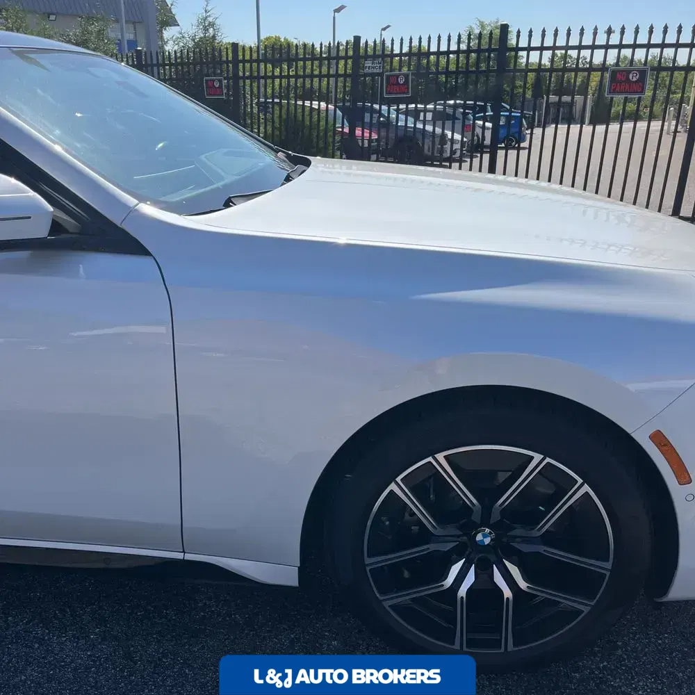 2023 BMW 7-Series 760xi