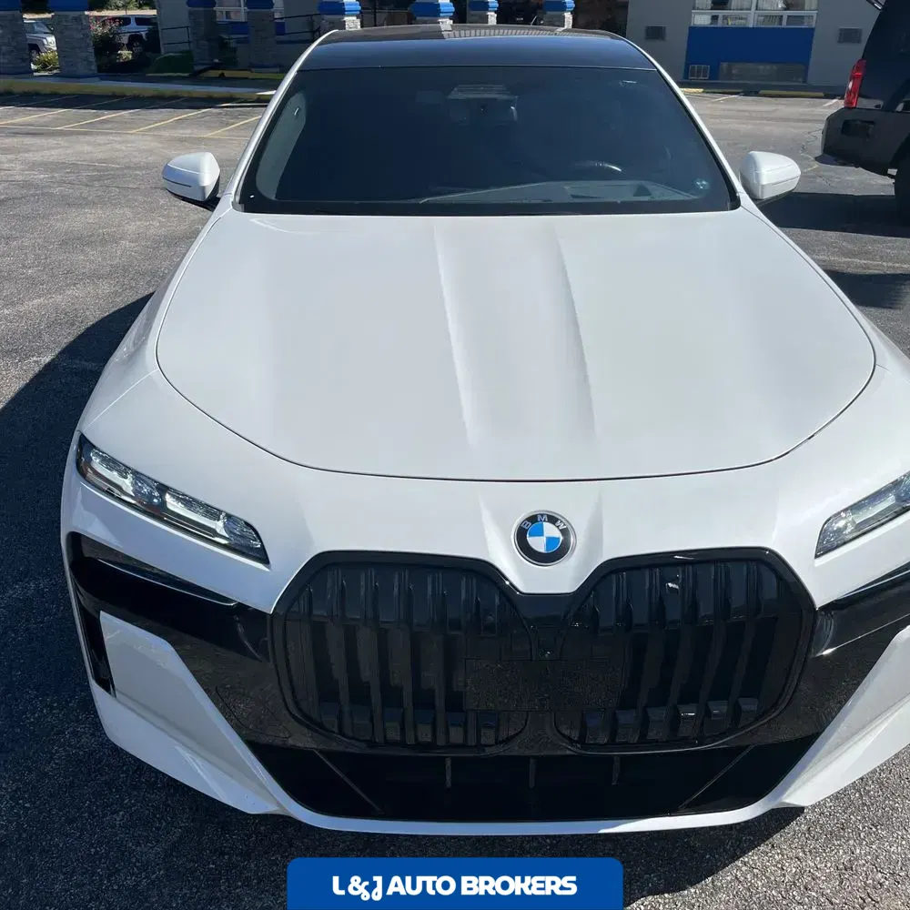 2023 BMW 7-Series 760xi