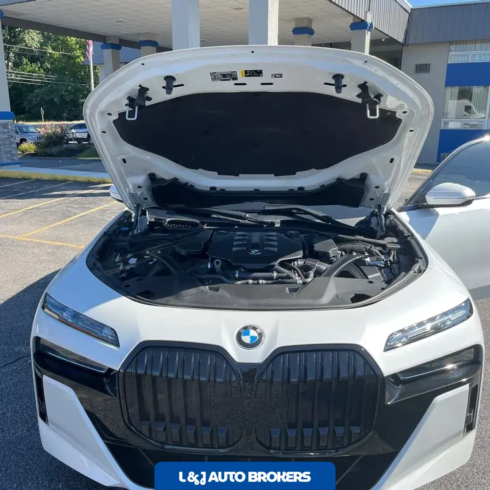 2023 BMW 7-Series 760xi