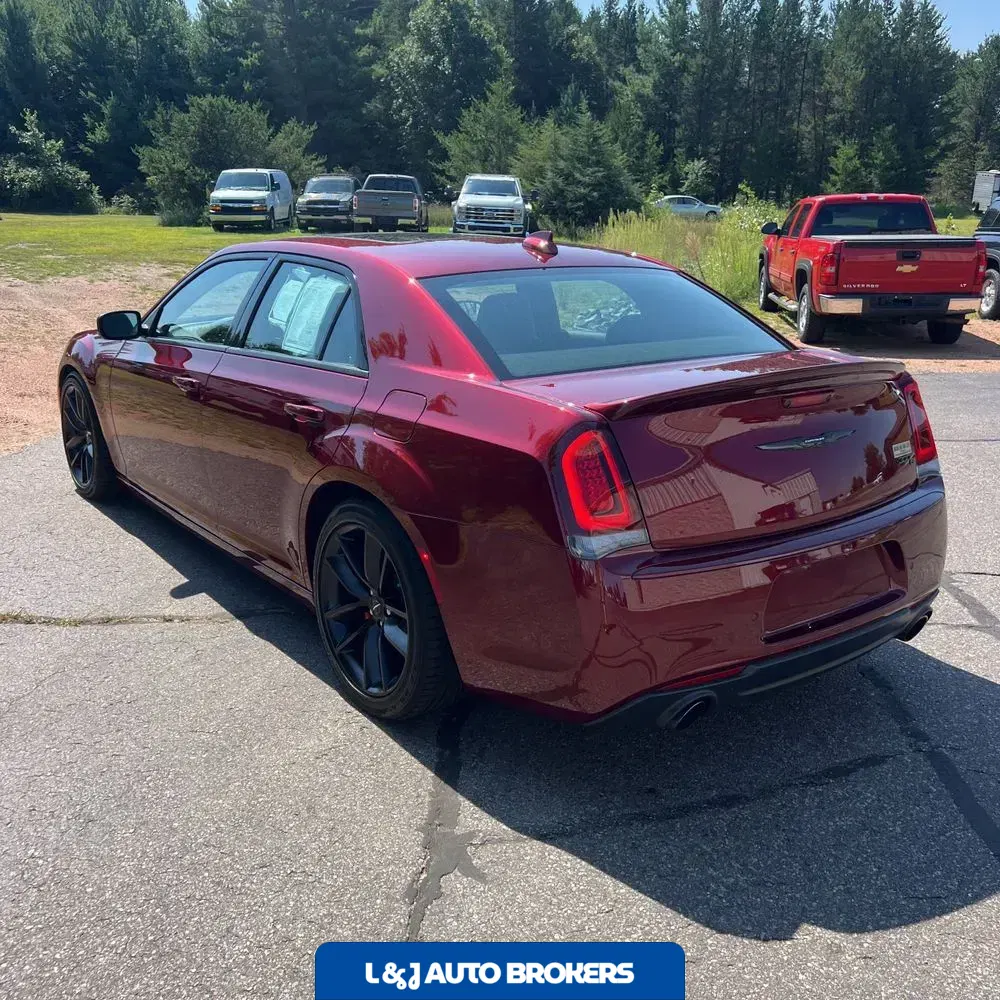 2023 Chrysler 300 C