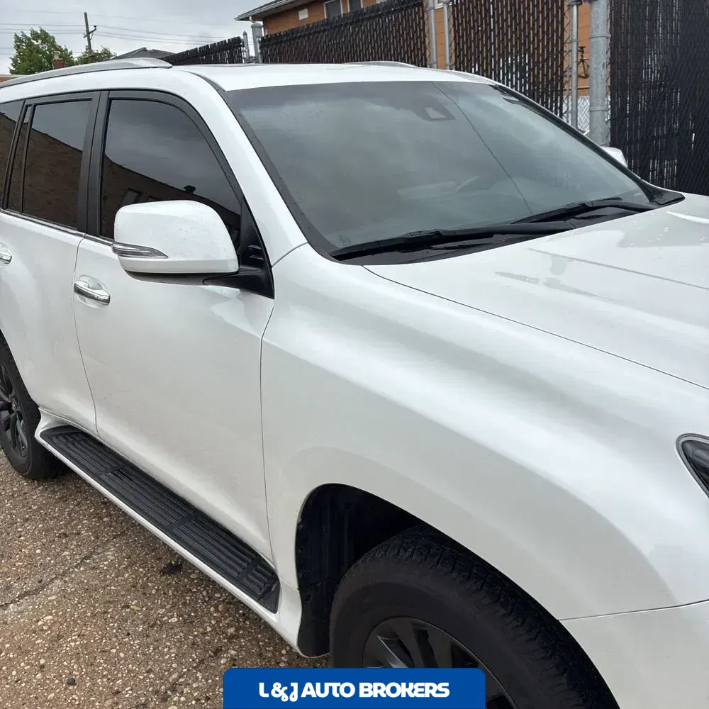 2023 Lexus GX 460 Base