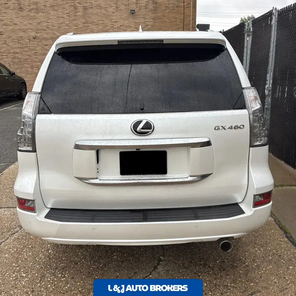 2023 Lexus GX 460 Base