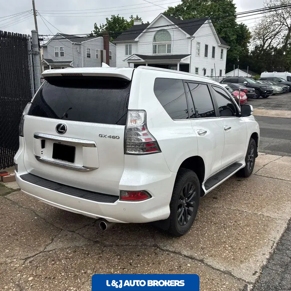 2023 Lexus GX 460 Base