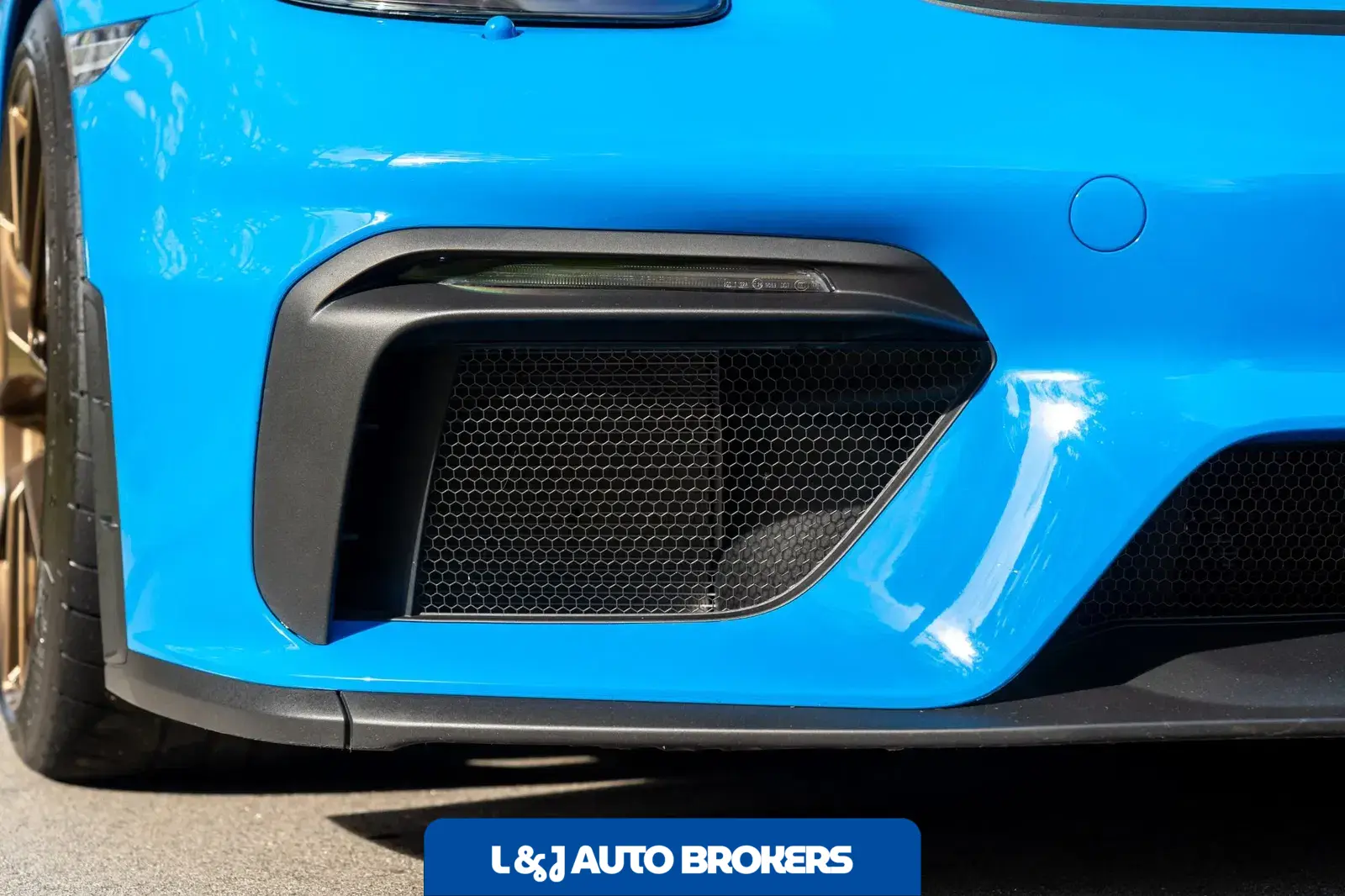 2022 Porsche 718 Spyder 6-Speed