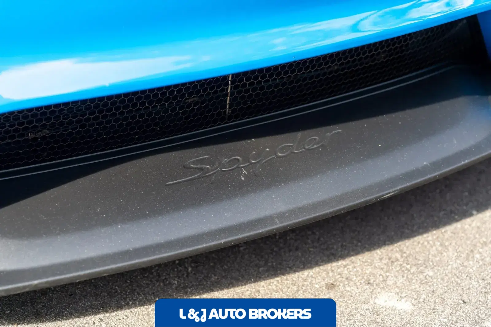2022 Porsche 718 Spyder 6-Speed