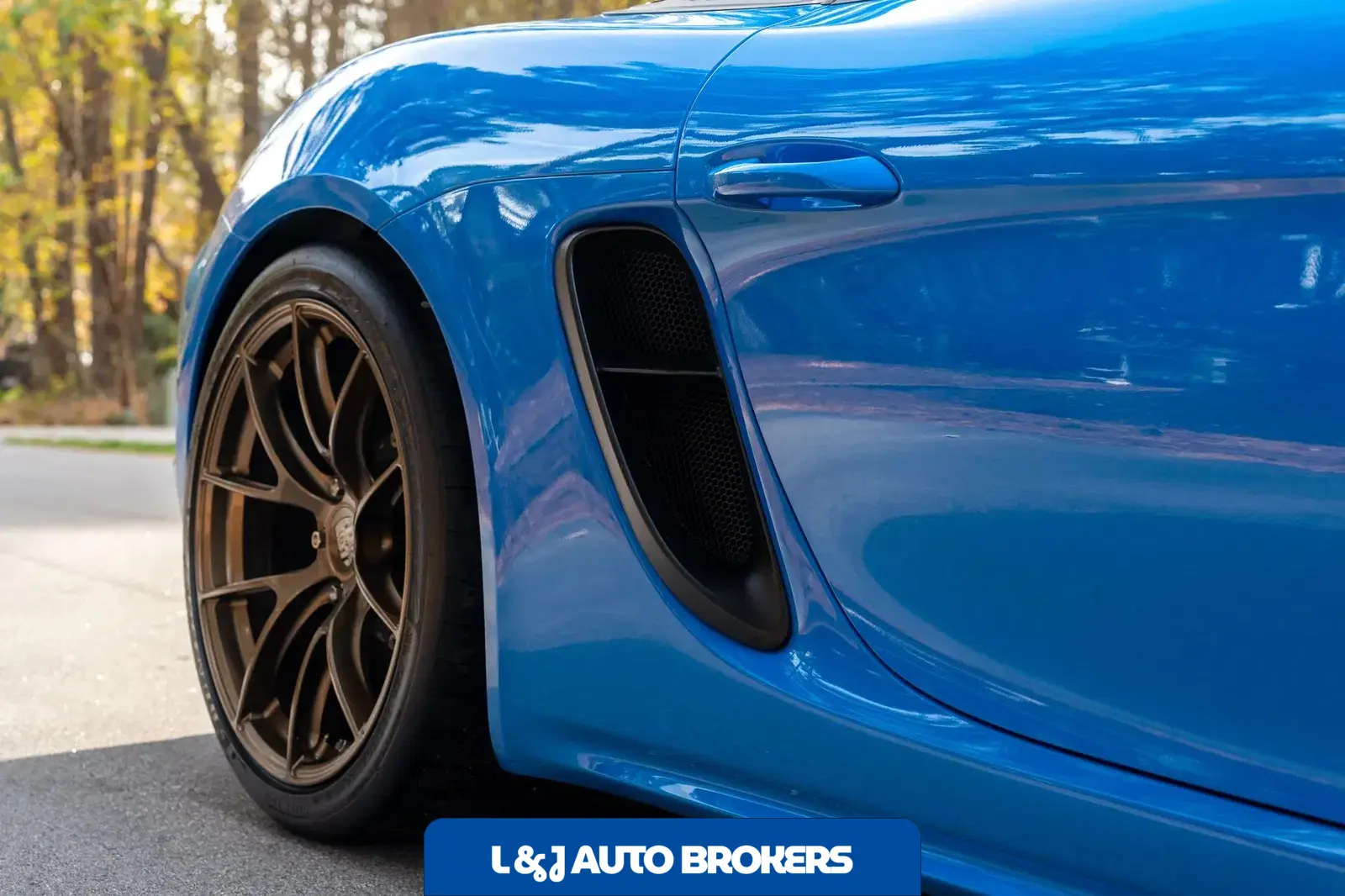 2022 Porsche 718 Spyder 6-Speed