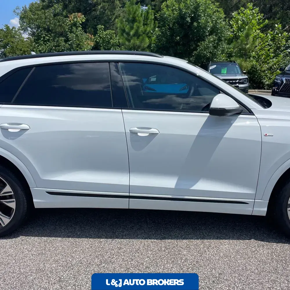 2025 Audi Q8 Premium Plus 55