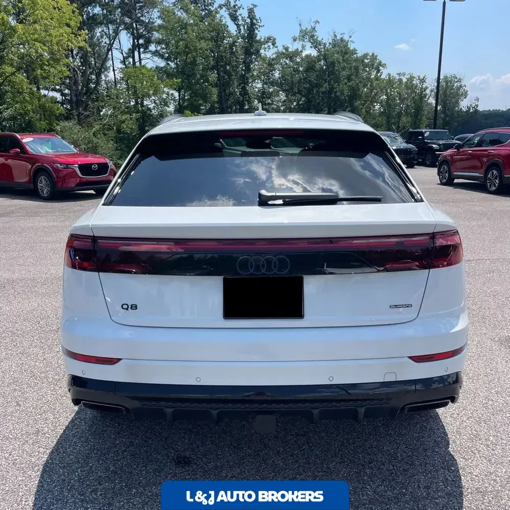 2025 Audi Q8 Premium Plus 55