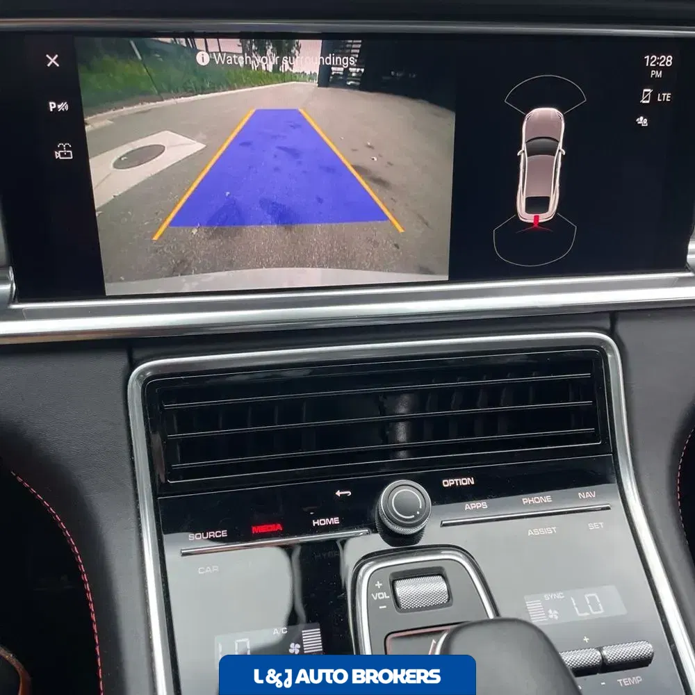 2022 Porsche Panamera GTS