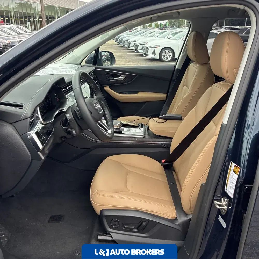 2025 Audi Q7 Premium Plus 55
