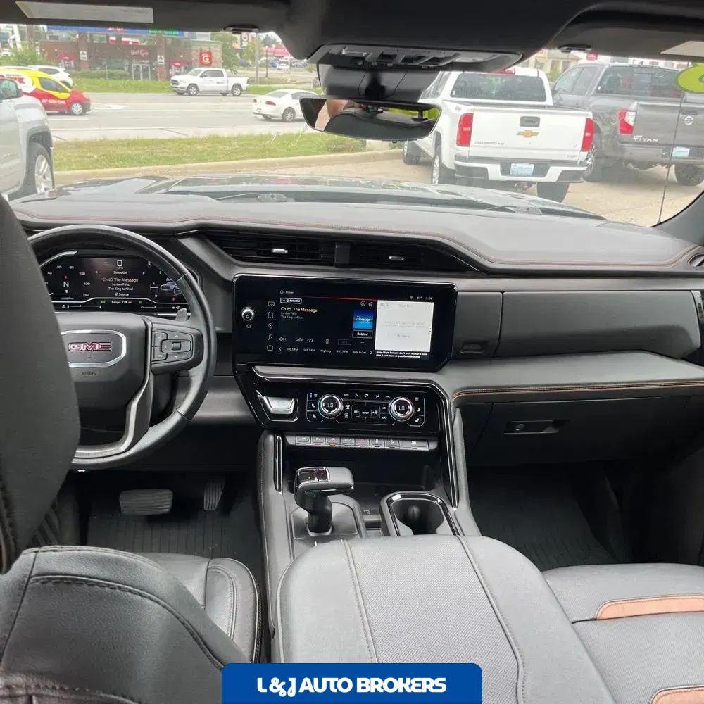 2023 GMC Sierra 1500 AT4