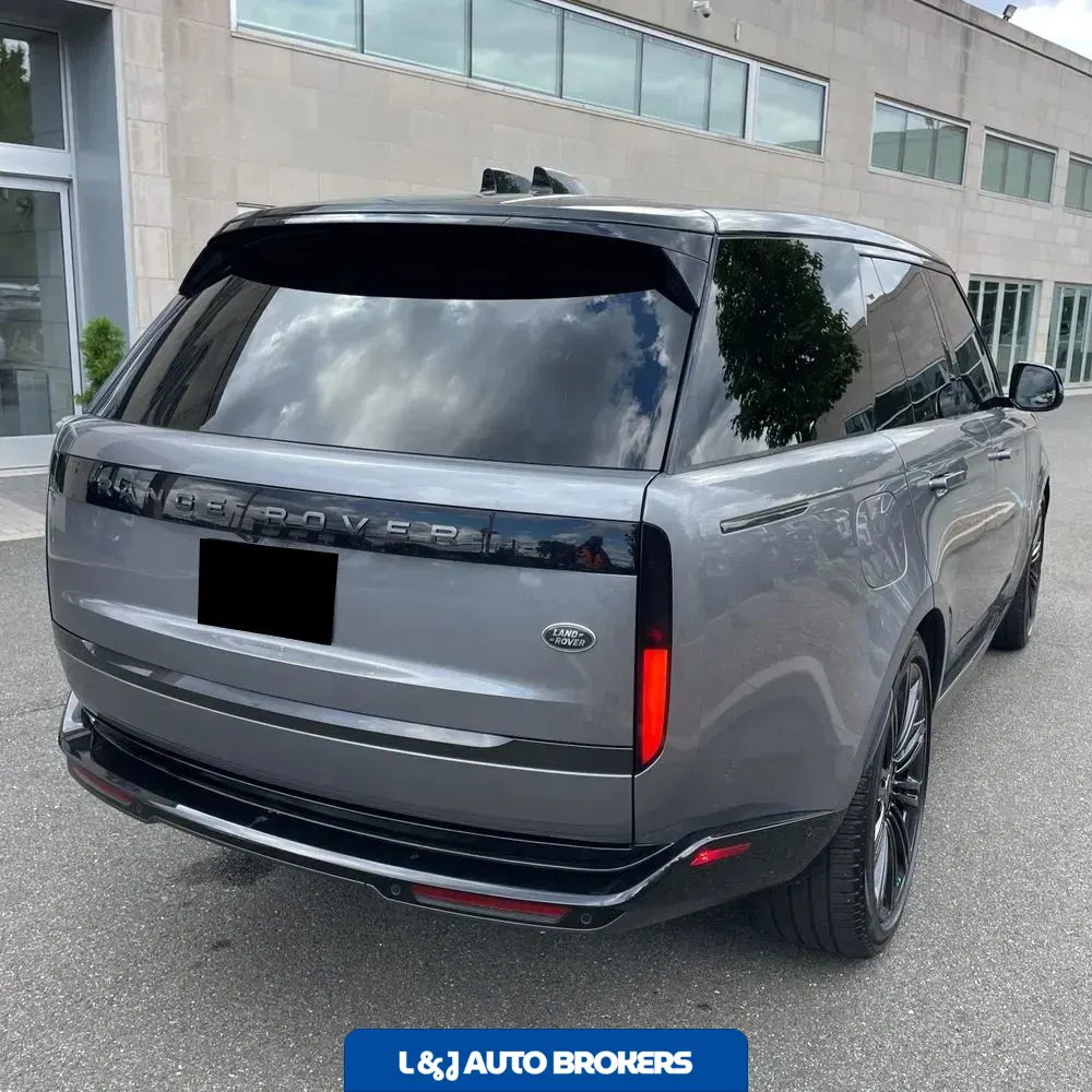 2023 Land Rover Range Rover SE