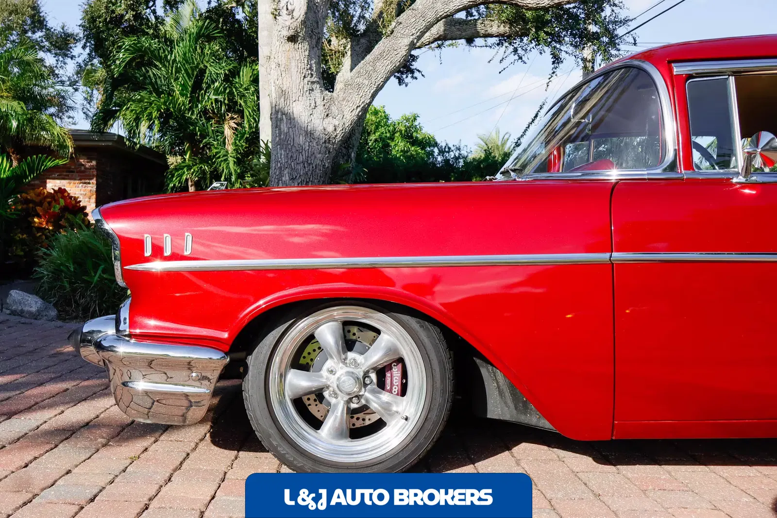 1957 Chevrolet Bel Air 2-Door Sedan Restomod