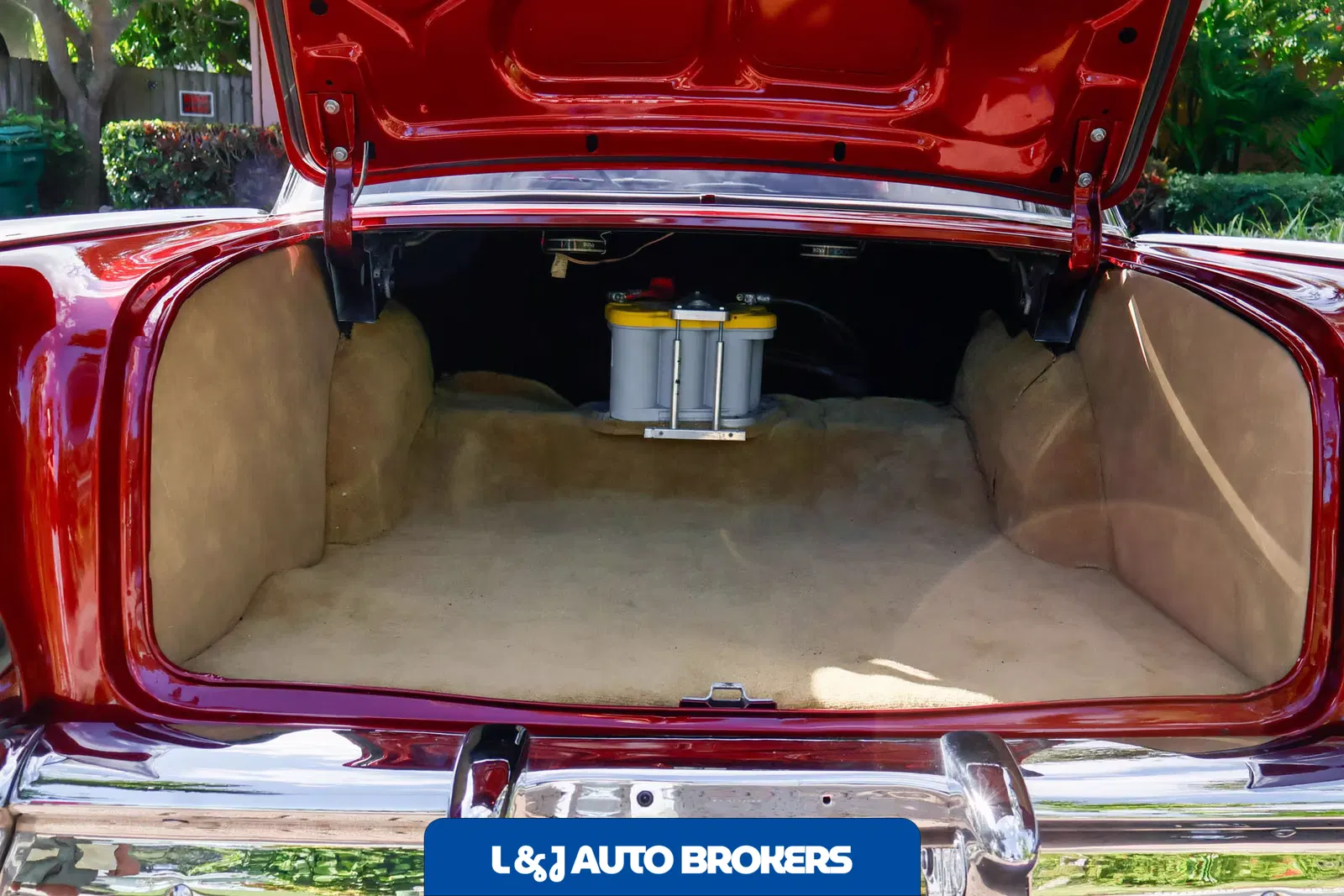 1957 Chevrolet Bel Air 2-Door Sedan Restomod