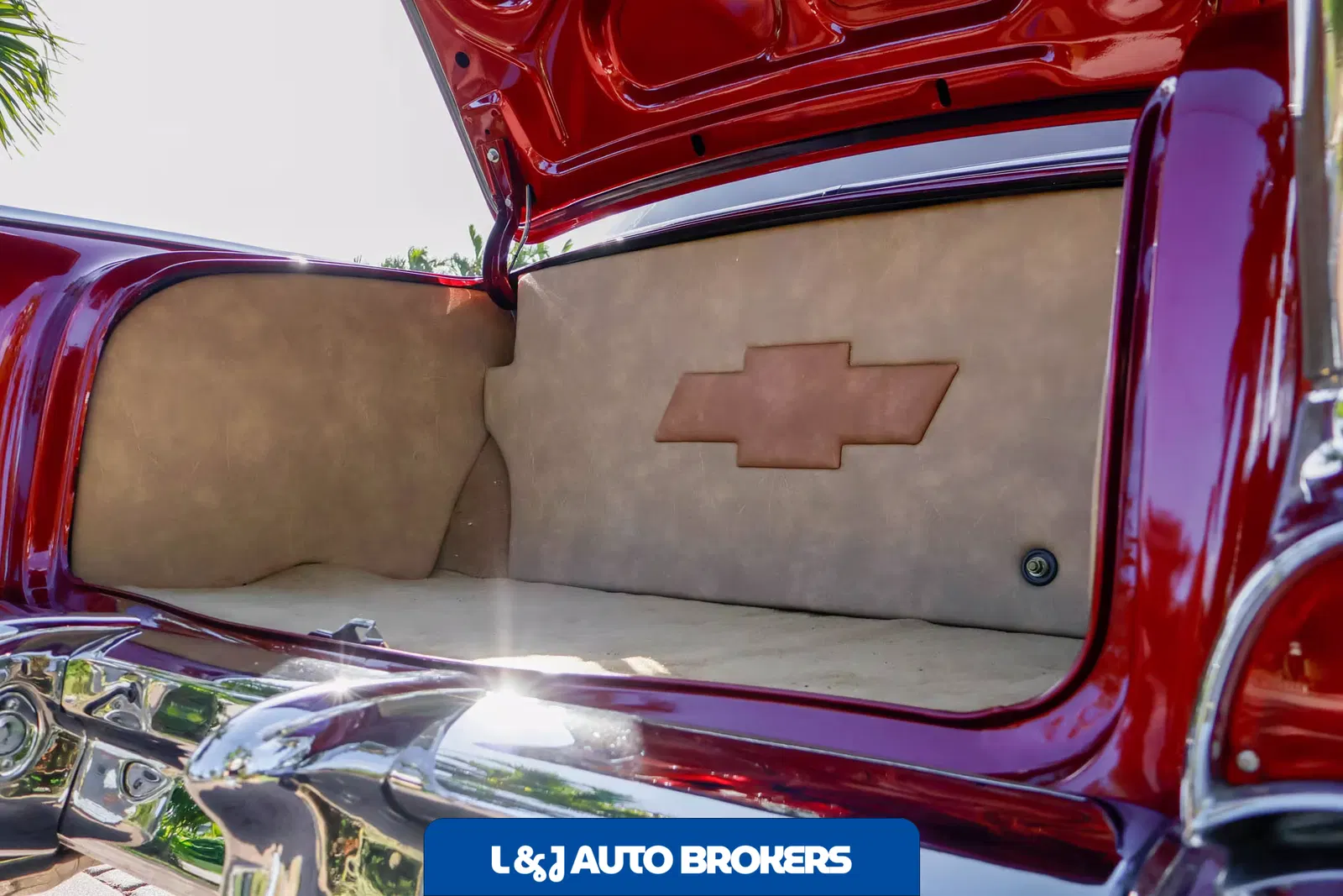 1957 Chevrolet Bel Air 2-Door Sedan Restomod