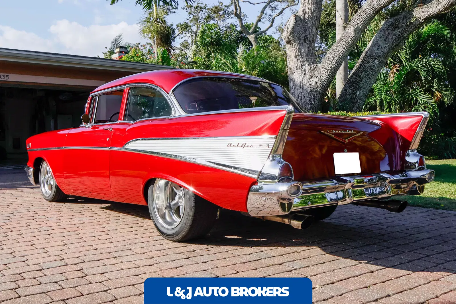 1957 Chevrolet Bel Air 2-Door Sedan Restomod