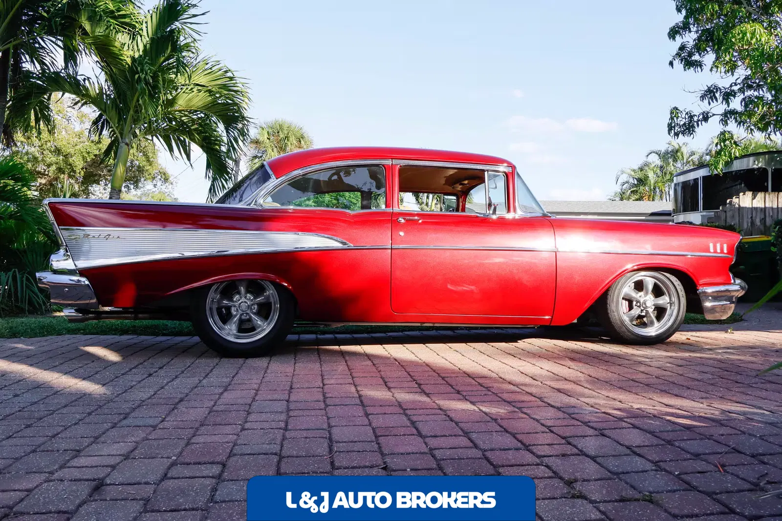 1957 Chevrolet Bel Air 2-Door Sedan Restomod