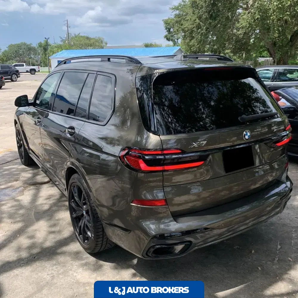 2024 BMW X7 XDrive40i