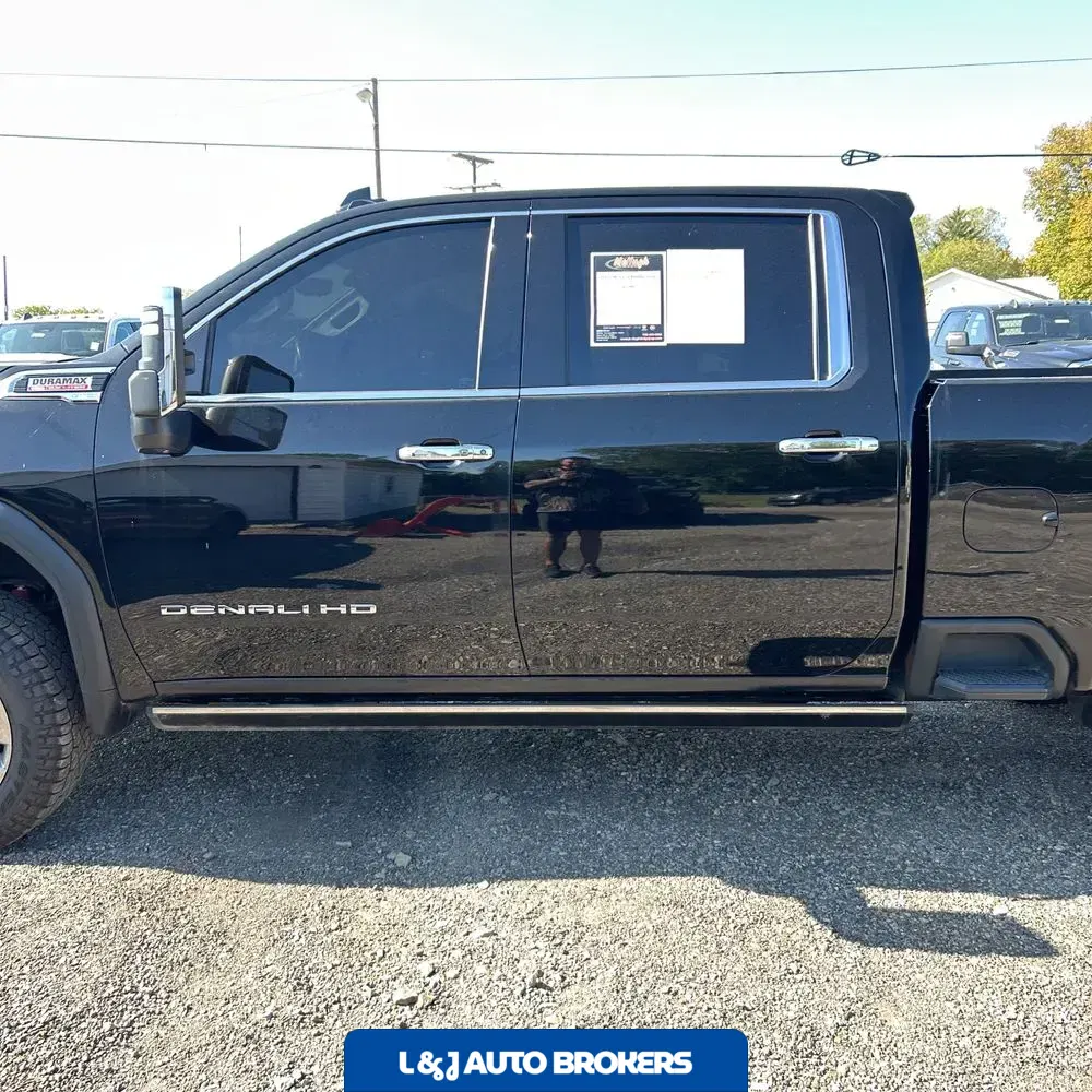 2023 GMC Sierra 3500HD Denali