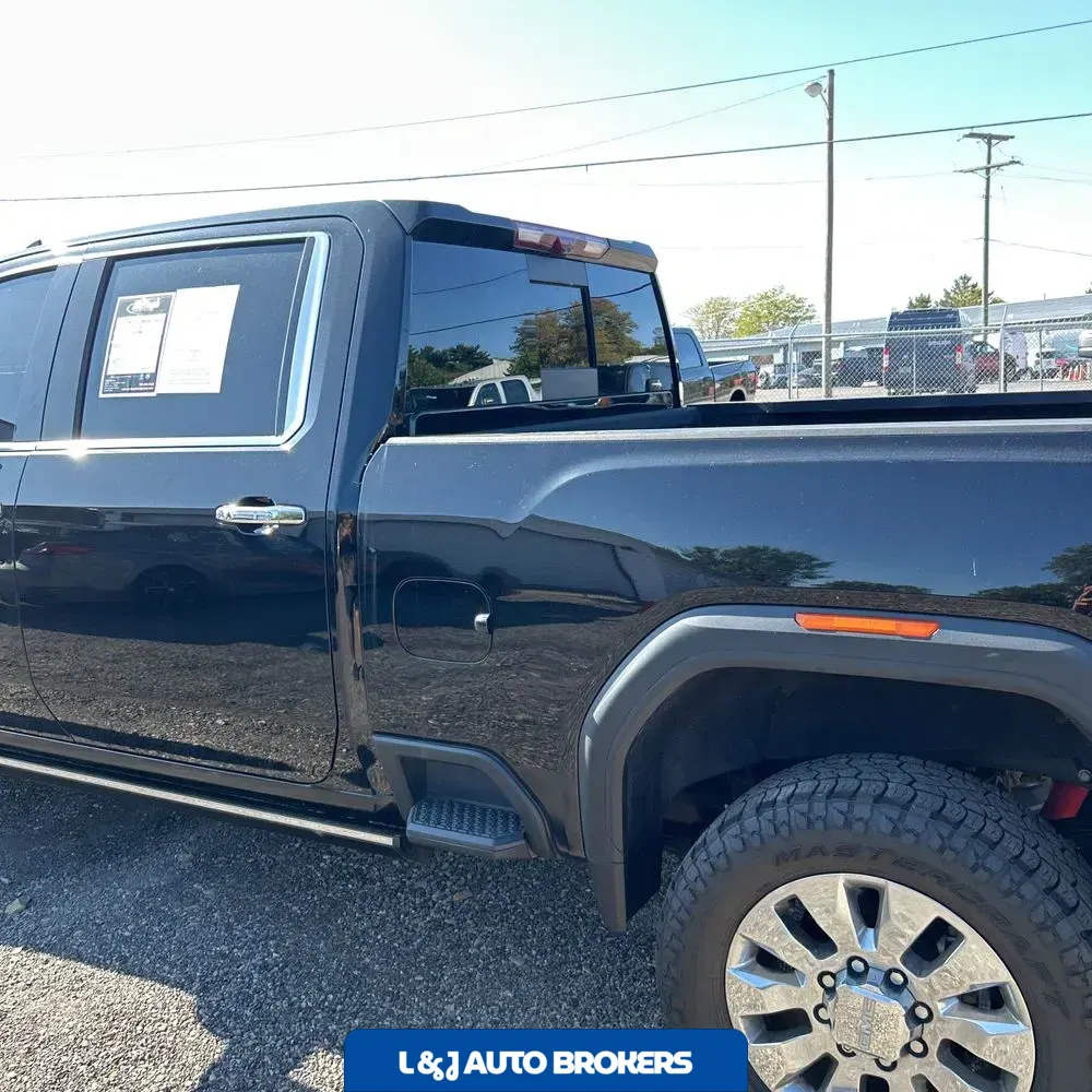 2023 GMC Sierra 3500HD Denali