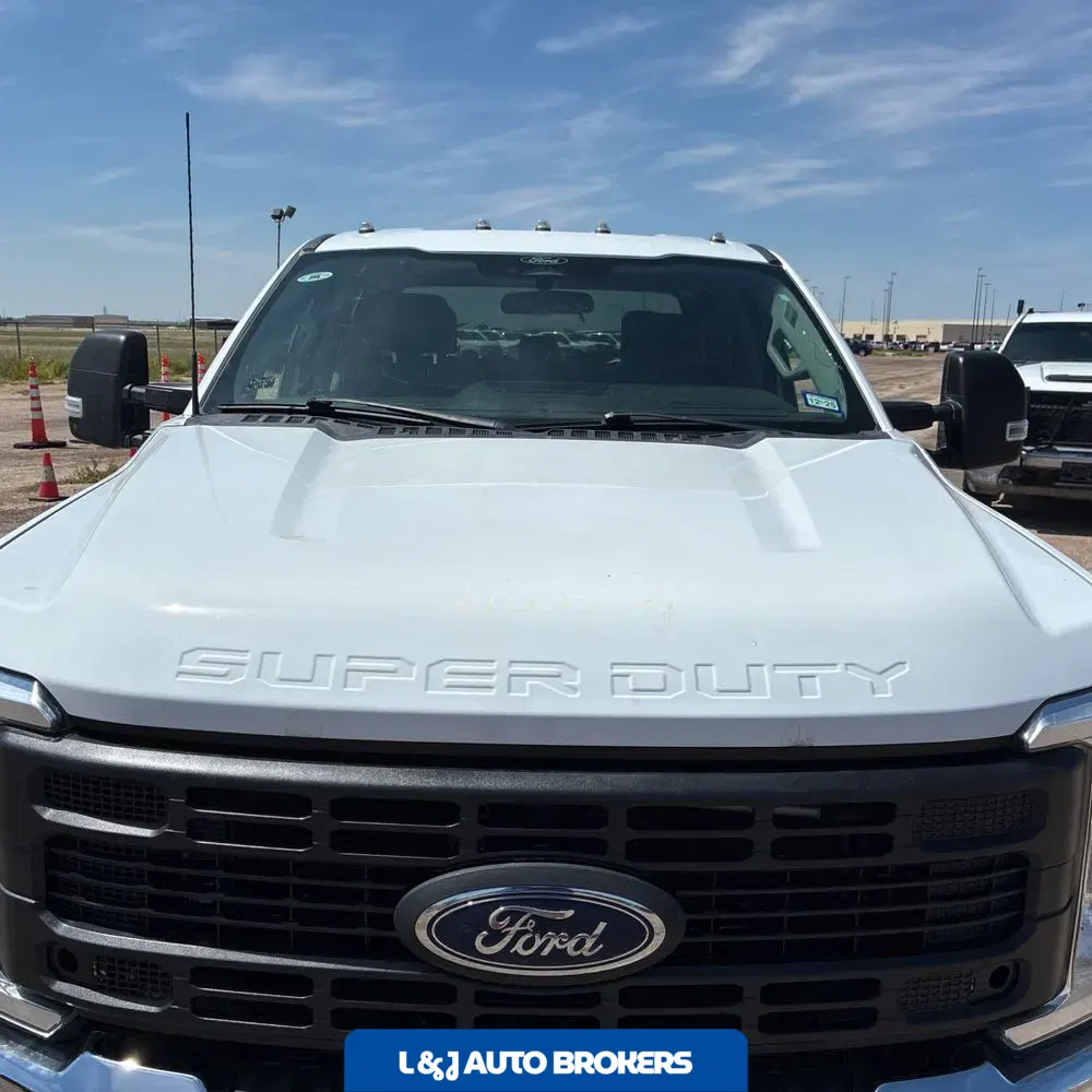 2024 Ford F-350 Super Duty XL