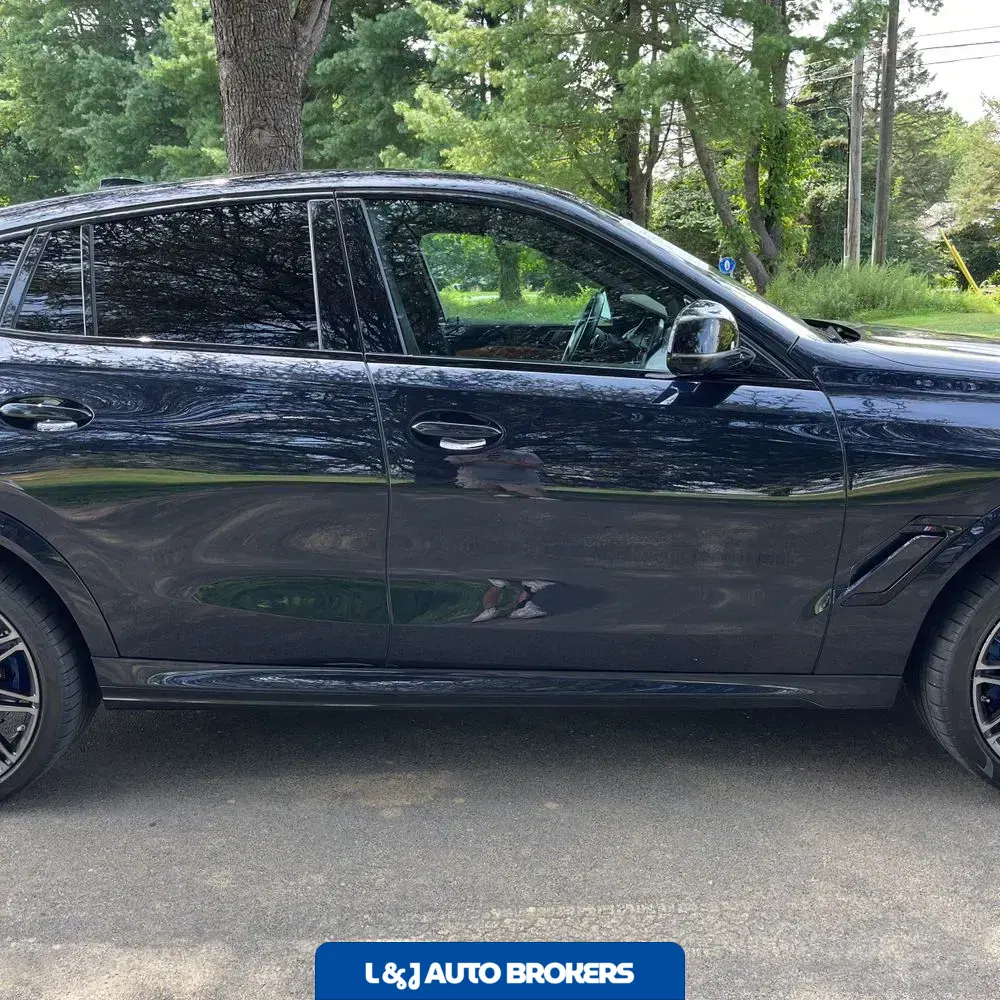2022 BMW X6 M