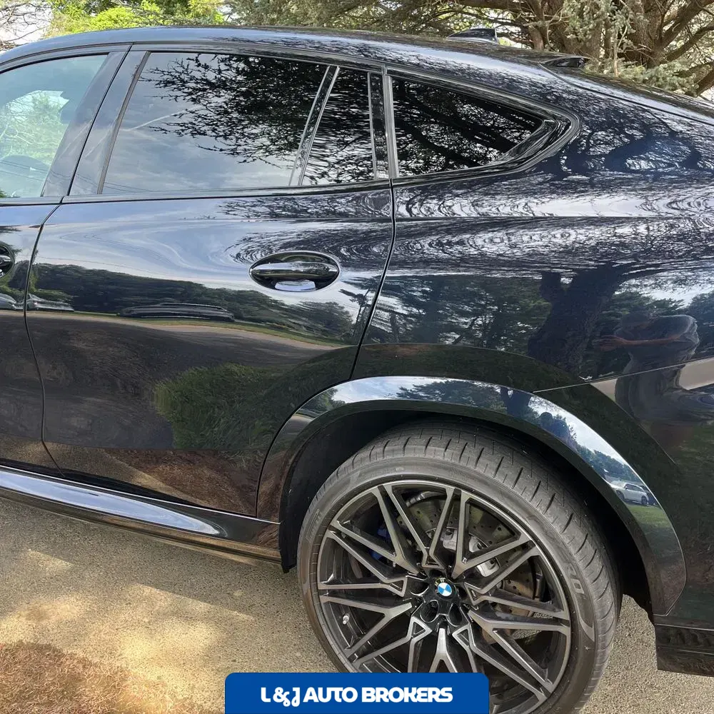 2022 BMW X6 M