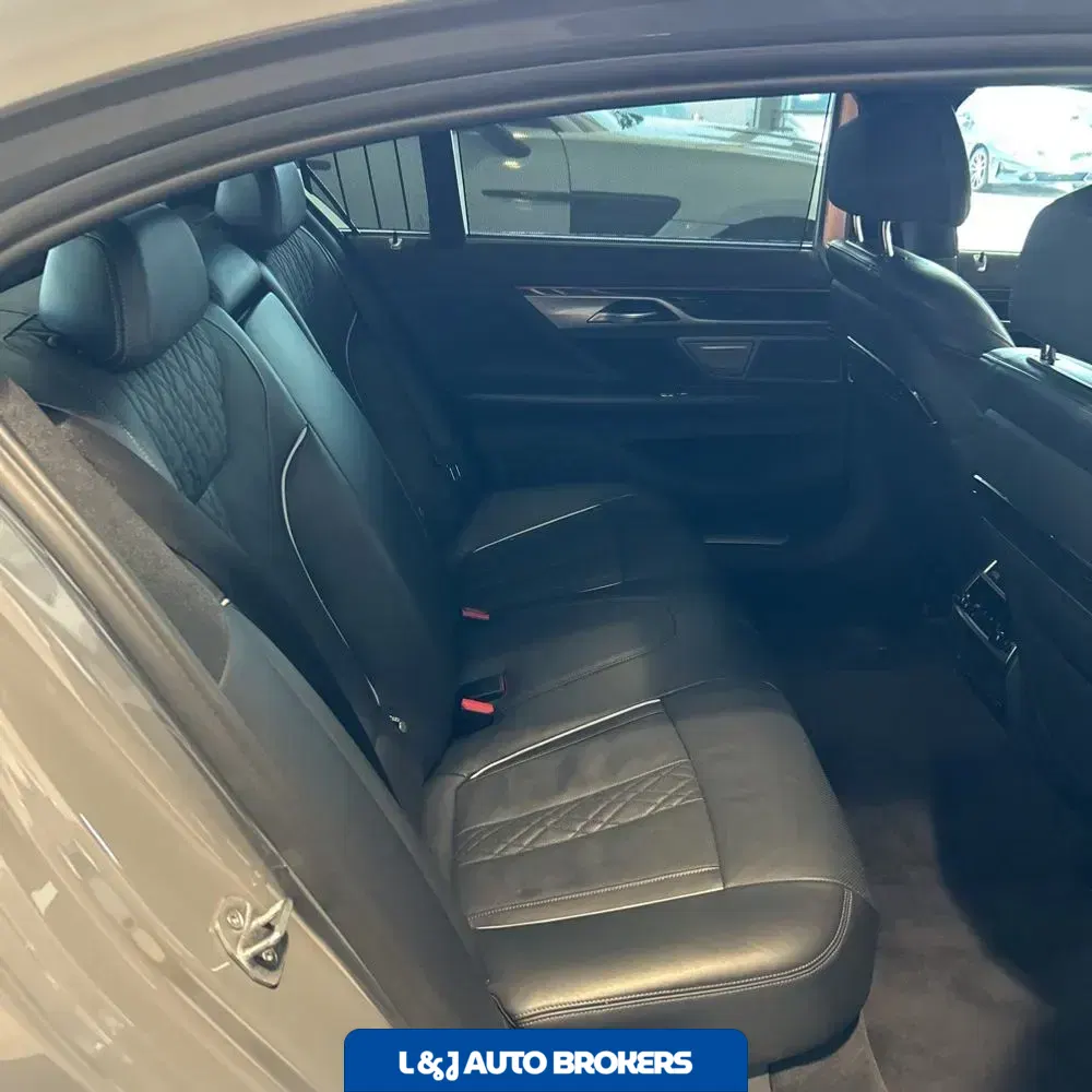 2022 BMW 7-Series 750xi