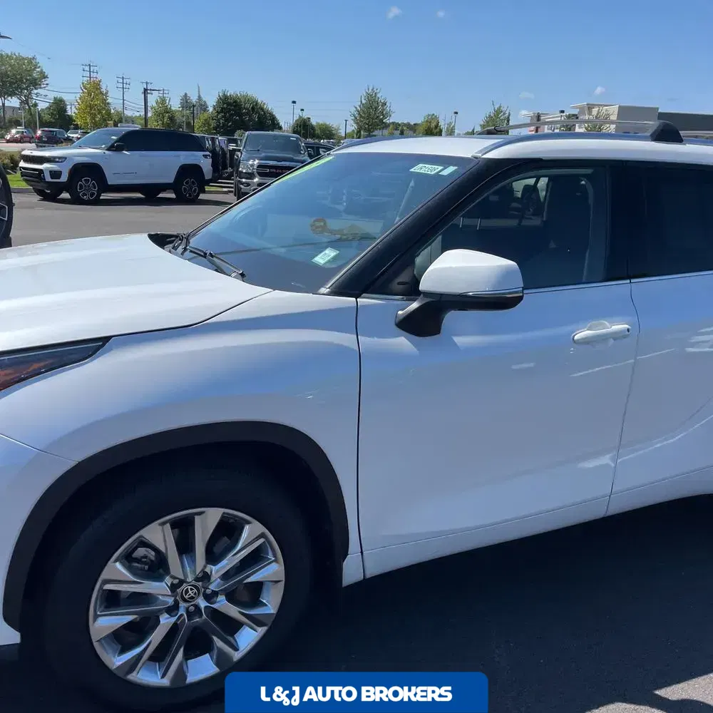 2025 Toyota Highlander Limited