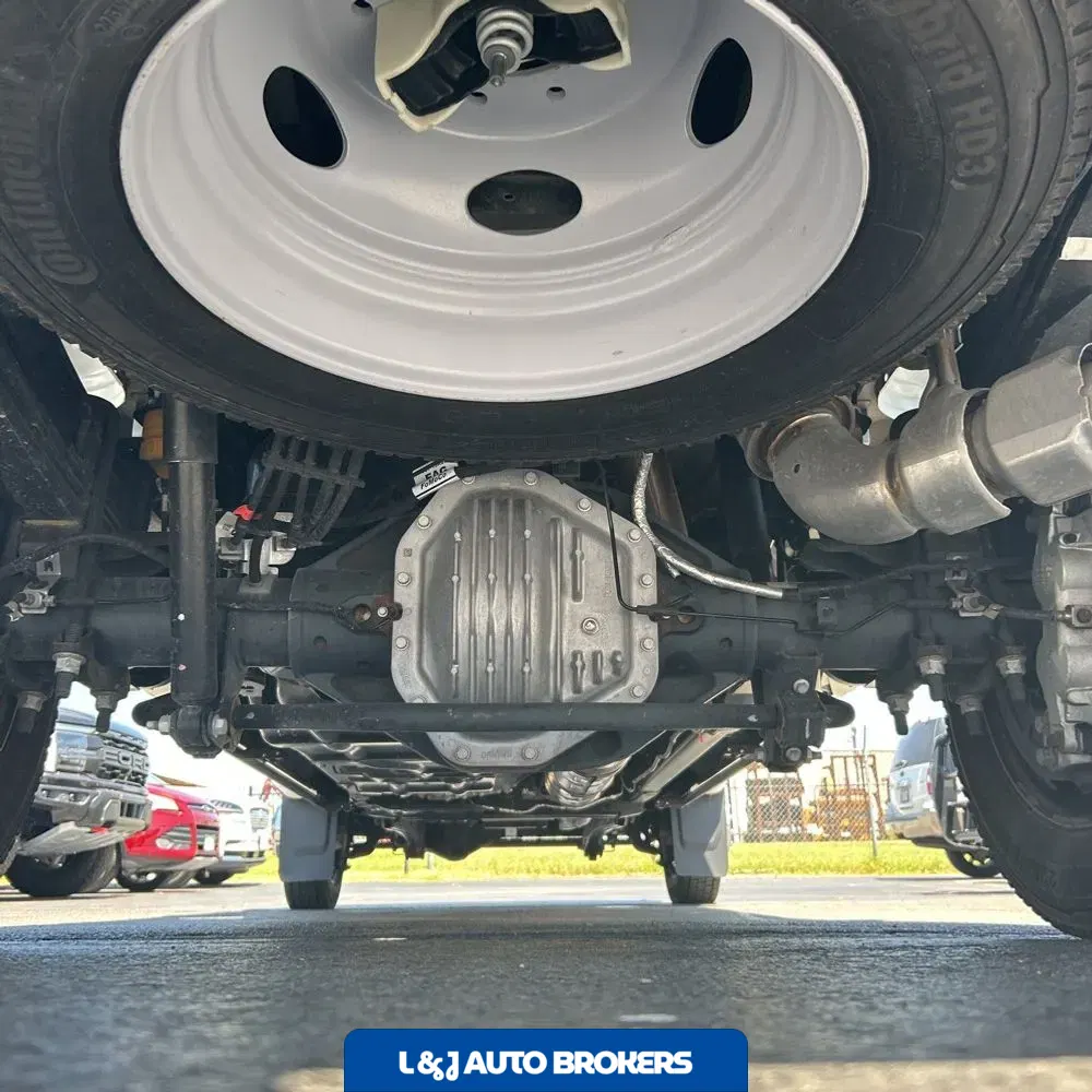 2023 Ford F-450 Super Duty Platinum