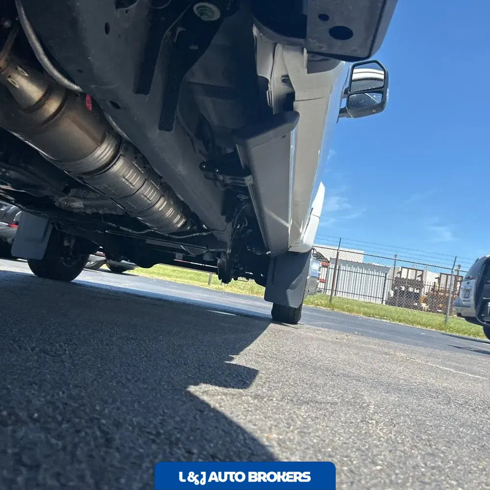 2023 Ford F-450 Super Duty Platinum