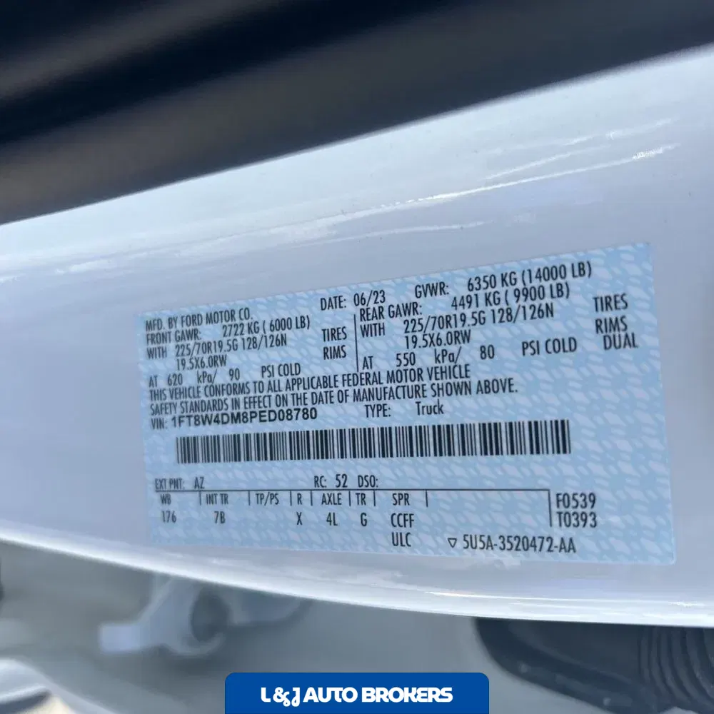 2023 Ford F-450 Super Duty Platinum