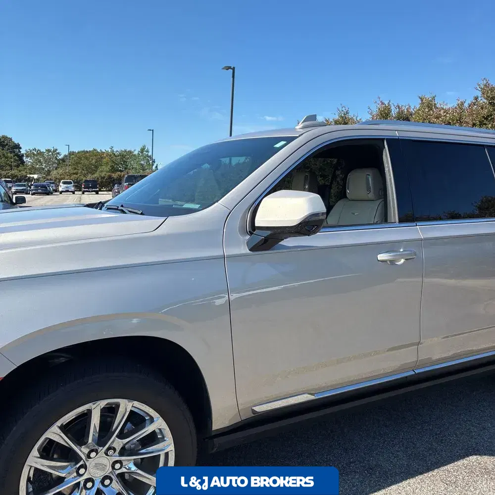 2023 Cadillac Escalade ESV Premium Luxury