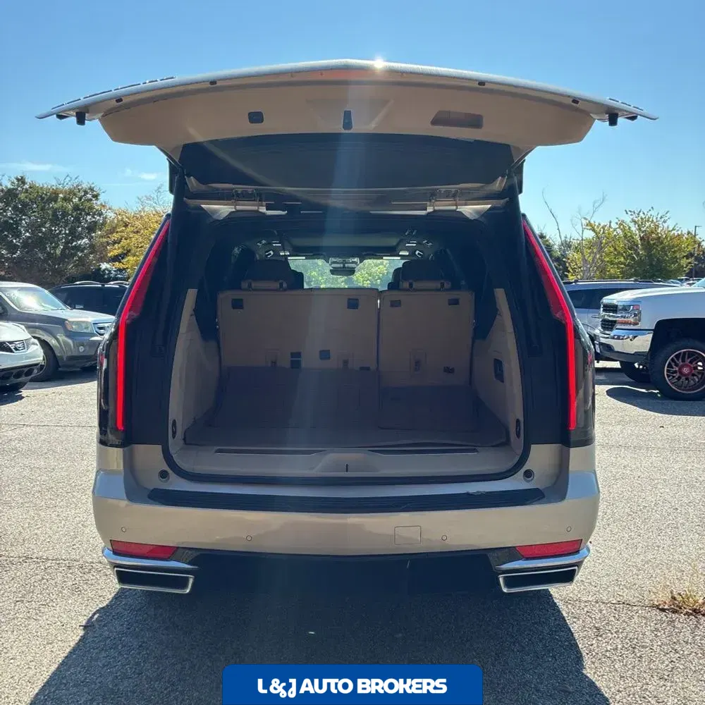 2023 Cadillac Escalade ESV Premium Luxury
