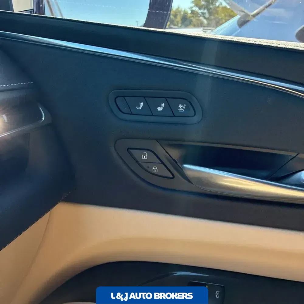 2023 Cadillac Escalade ESV Premium Luxury