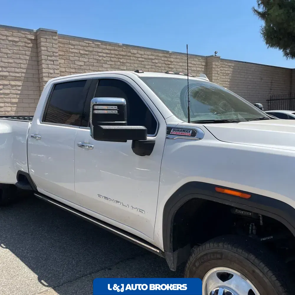 2022 GMC Sierra 3500HD Denali