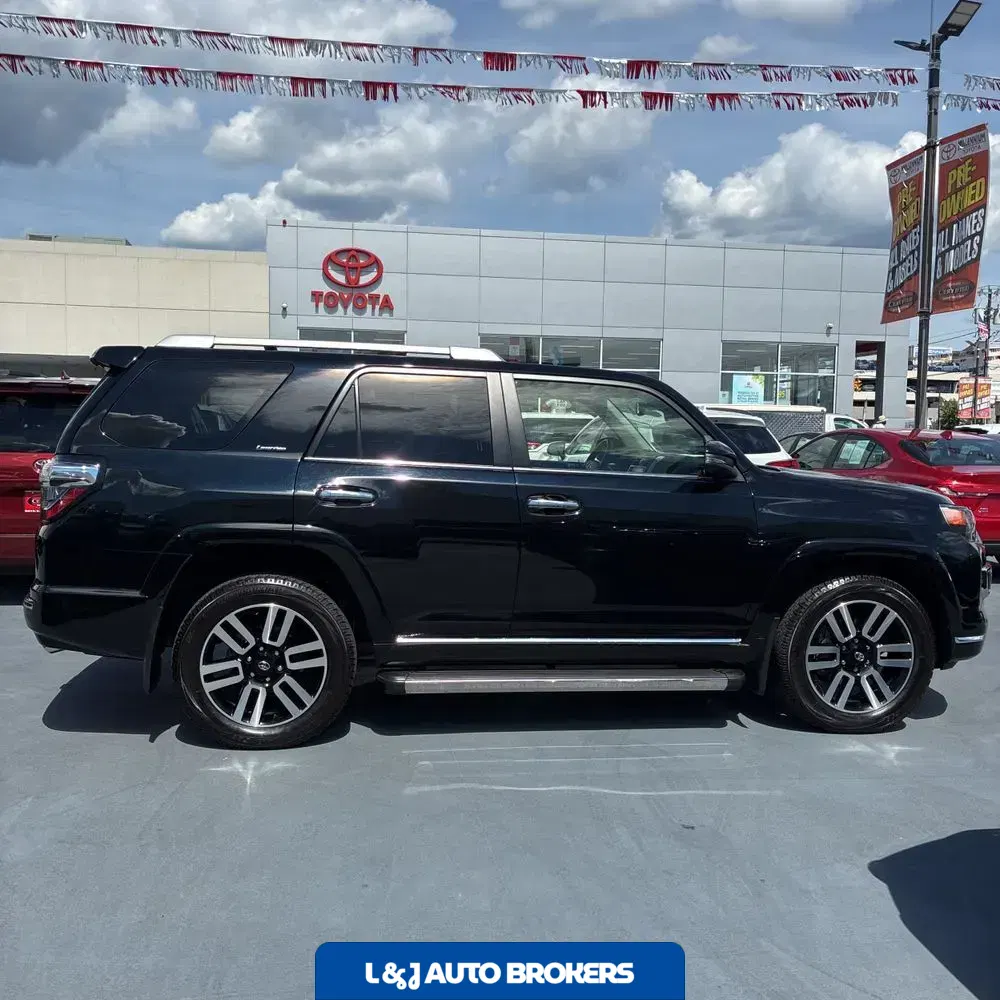 2023 Toyota 4Runner Limited