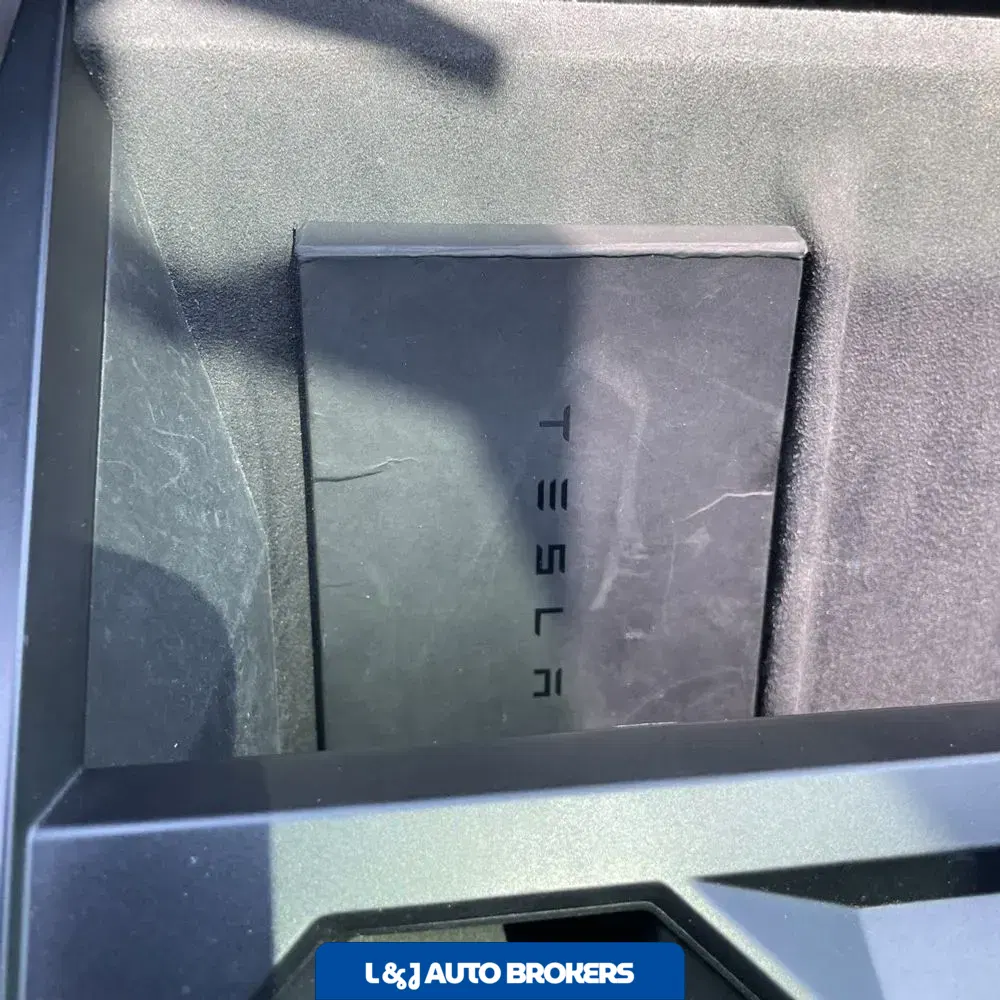 2024 Tesla Cybertruck Base