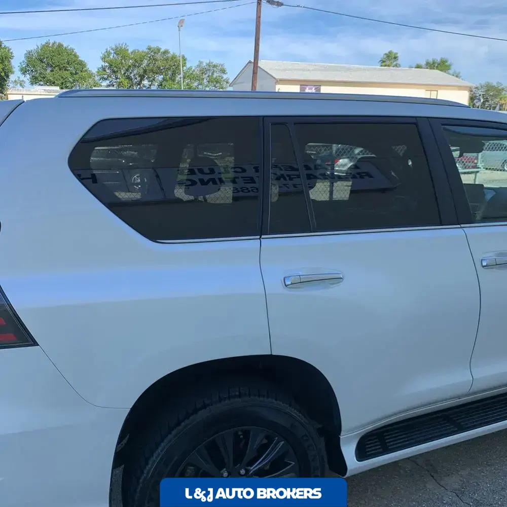 2023 Lexus GX 460 Base