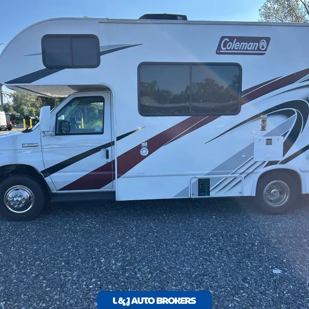 2022 Ford Commercial Vans E350