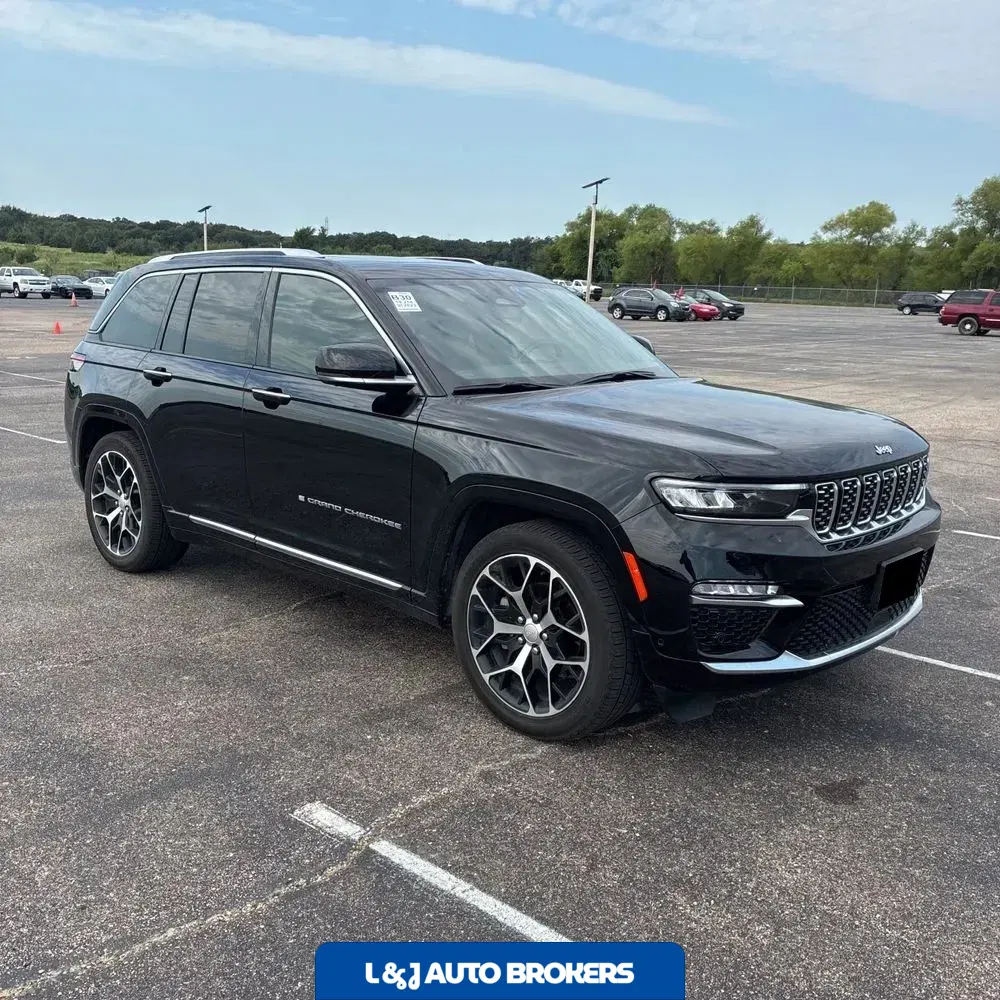 2023 Jeep Grand Cherokee Summit Reserve