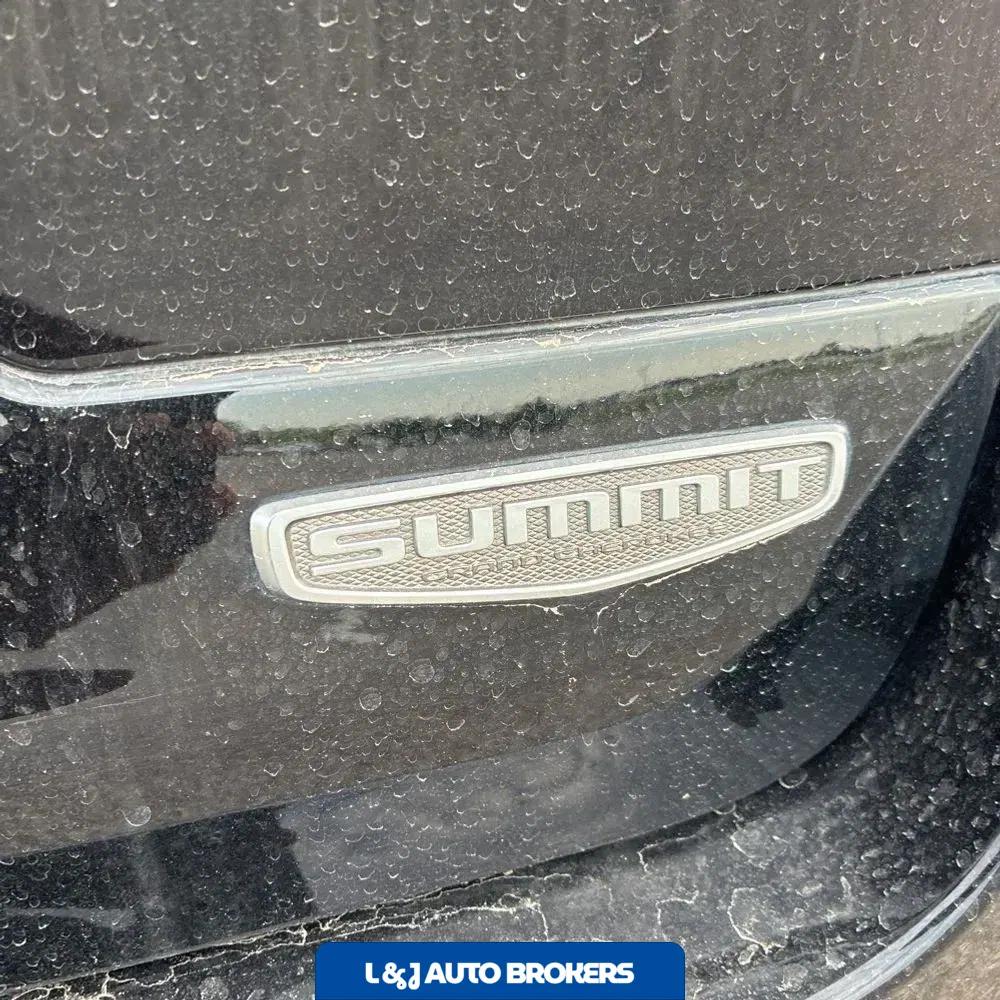 2023 Jeep Grand Cherokee Summit Reserve