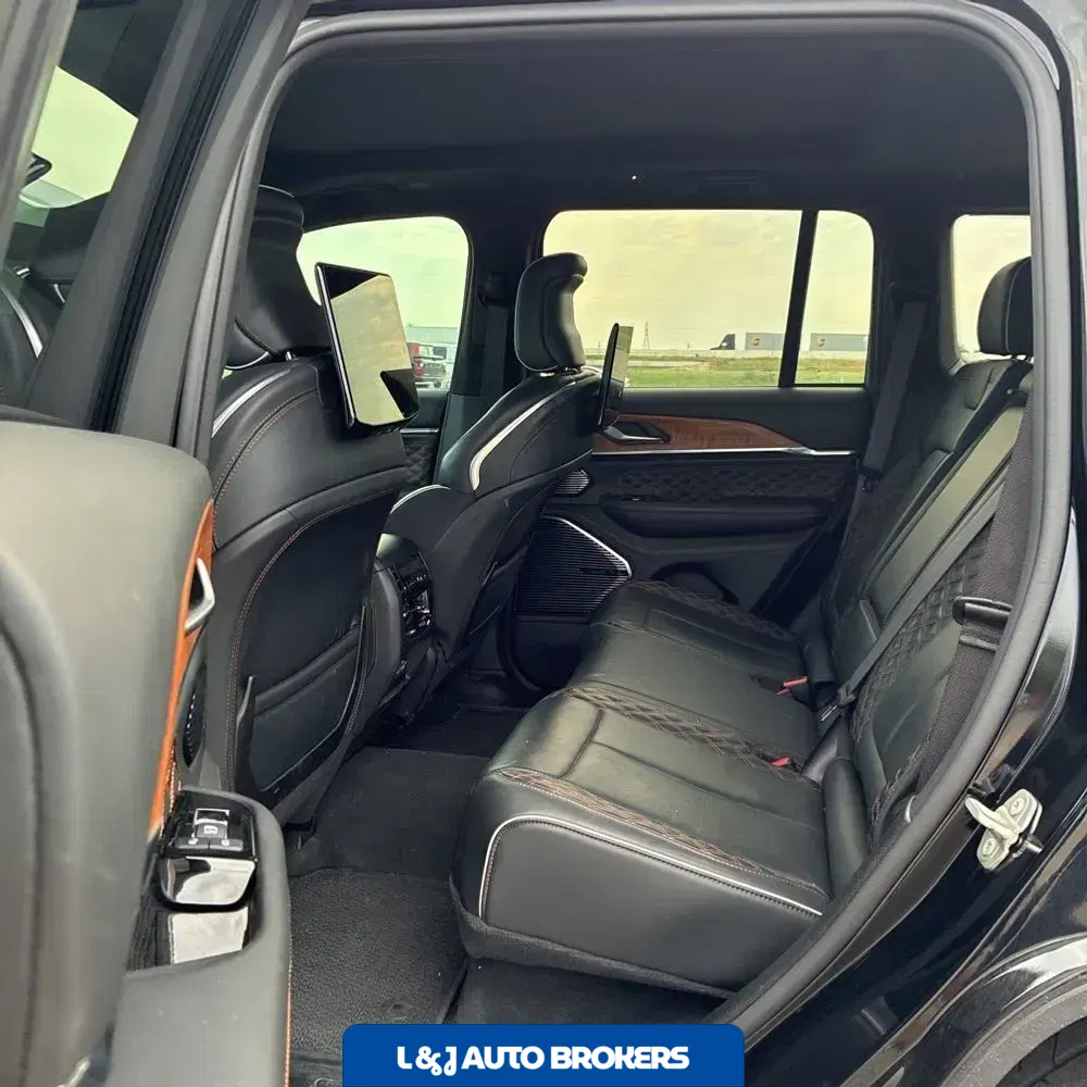 2023 Jeep Grand Cherokee Summit Reserve