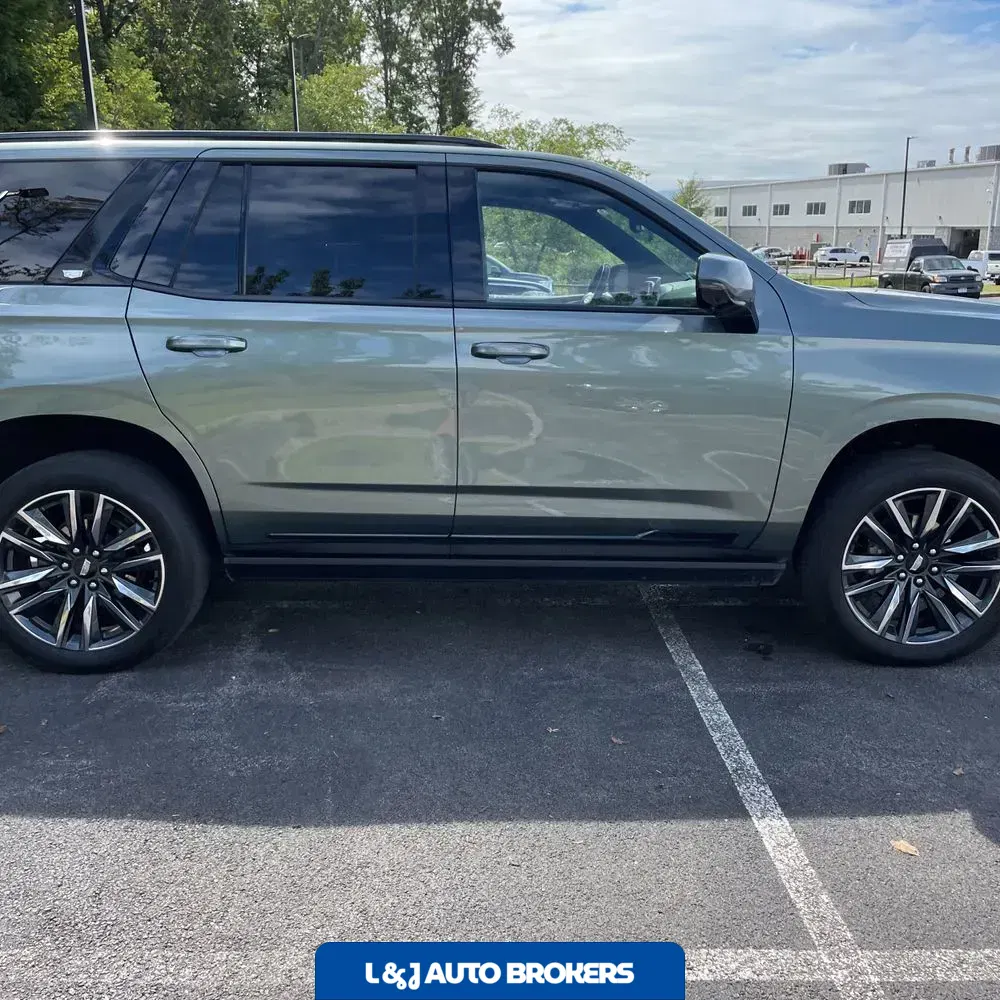 2023 Cadillac Escalade Sport