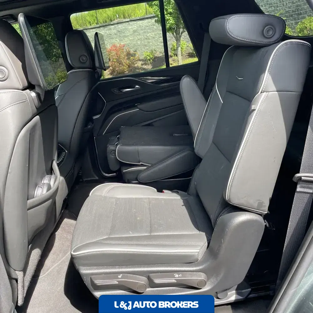 2023 Cadillac Escalade Sport