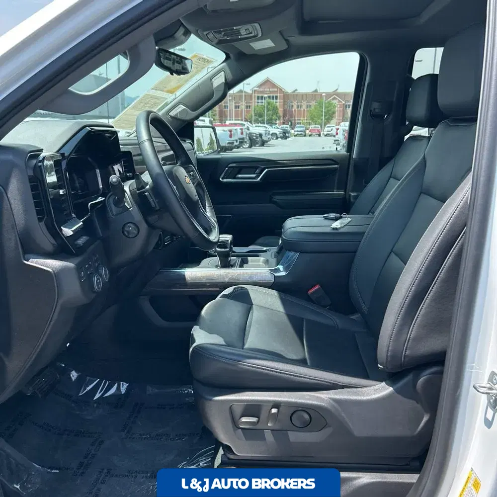 2024 Chevrolet Silverado 1500 LTZ