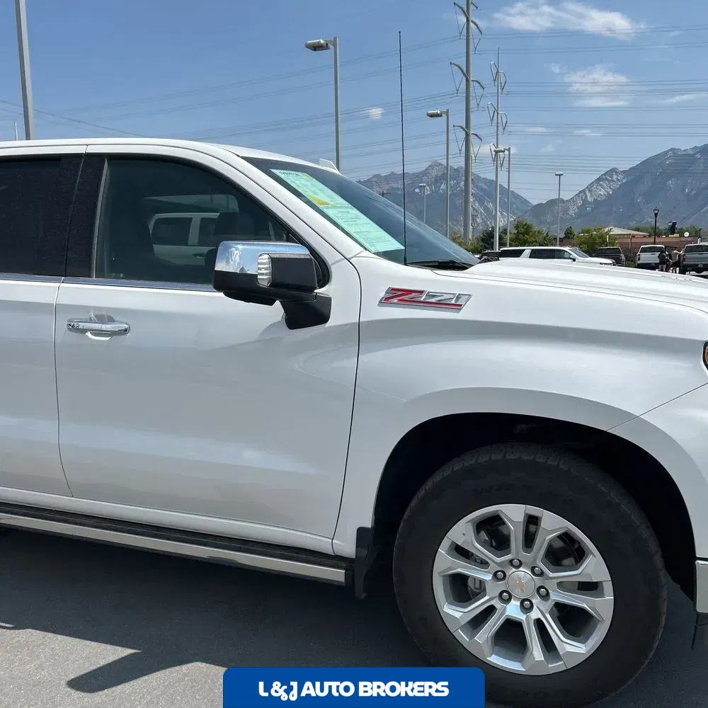 2024 Chevrolet Silverado 1500 LTZ