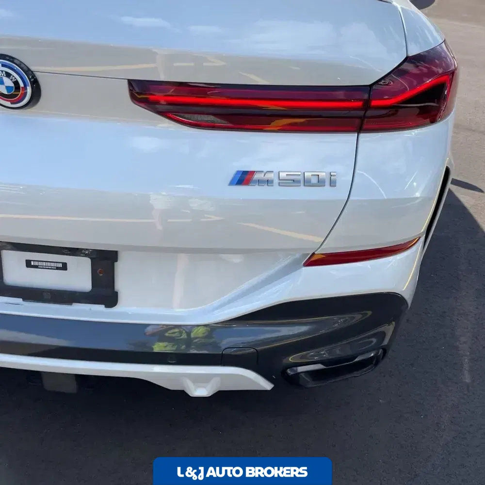 2023 BMW X6 M50i