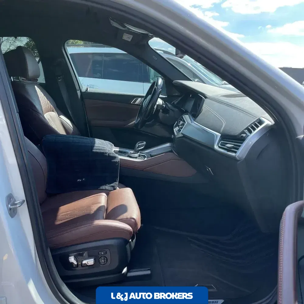2023 BMW X6 M50i